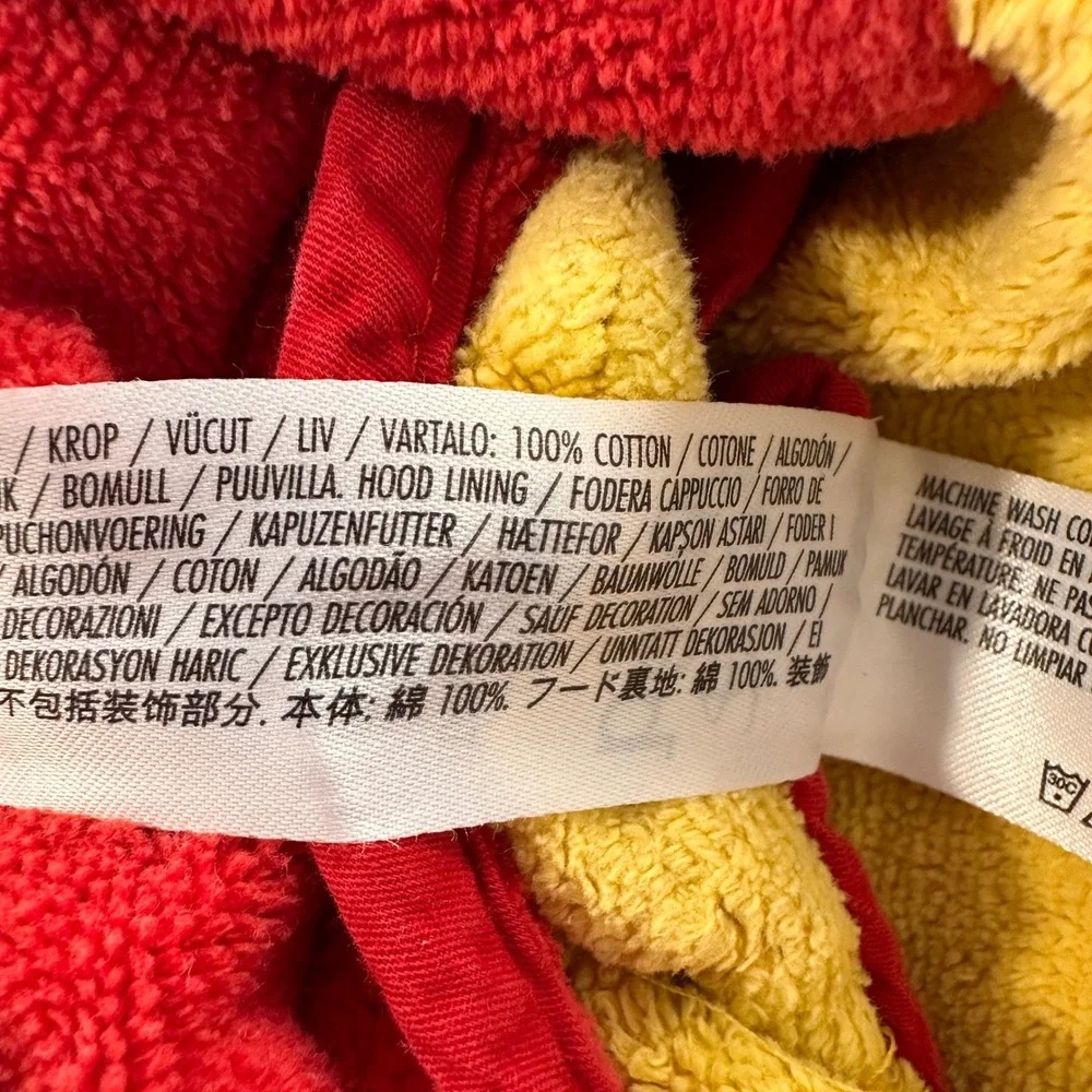 Disney Baby Winnie the Pooh Hooded Towel Kids OS Red Yellow Cotton Classic‎ Pooh